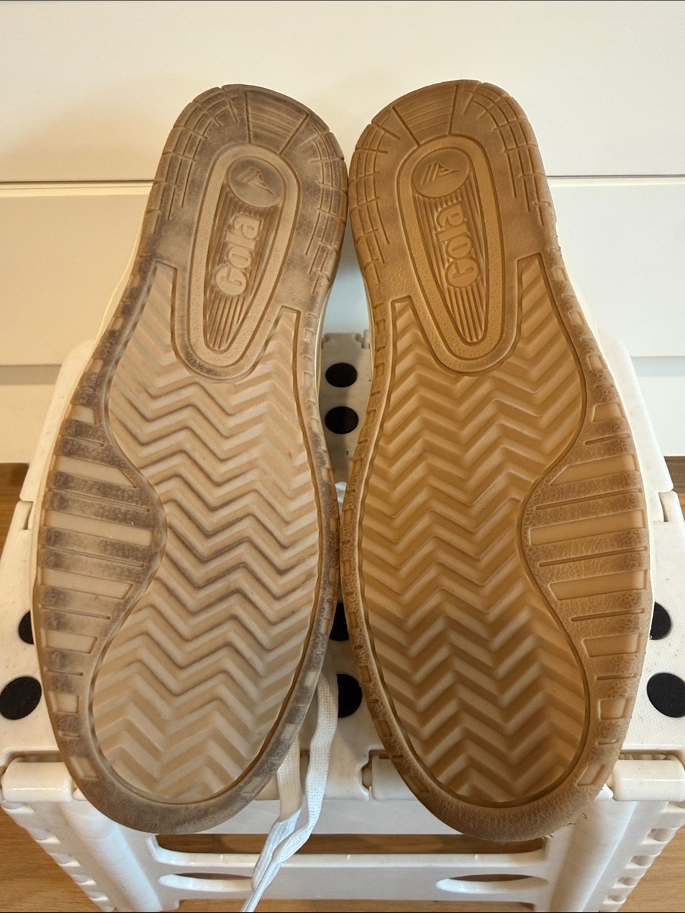 Gola Classics Hawk Sneakers - Picture 10 of 10